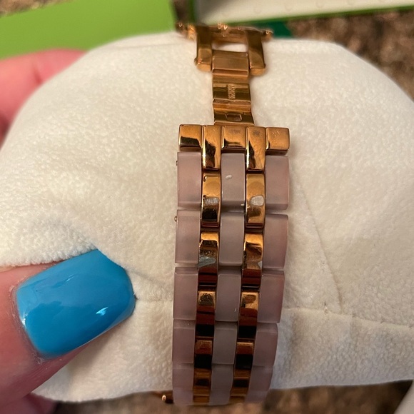 Kate Spade Watch - Picture 4 of 9